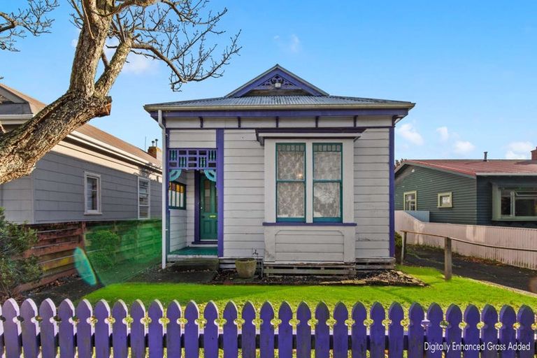 Photo of property in 97 Church Street, West End, Palmerston North, 4412