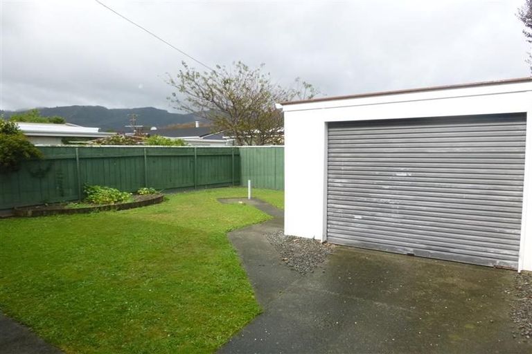 Photo of property in 13a Stamford Grove, Avalon, Lower Hutt, 5011