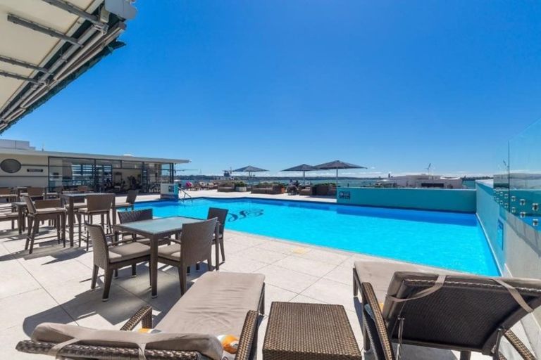 Photo of property in The Heritage Hotel Apartments, 721/35 Hobson Street, Auckland Central, Auckland, 1010