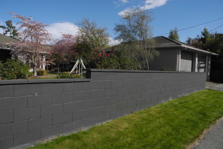 Photo of property in 35 Mill Road, Waimate, 7924