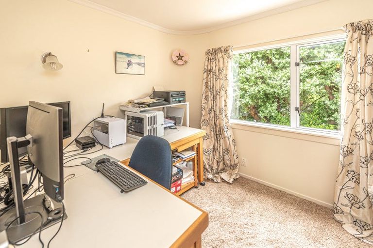 Photo of property in 12 Rawhiti Place, Saint Johns Hill, Whanganui, 4501