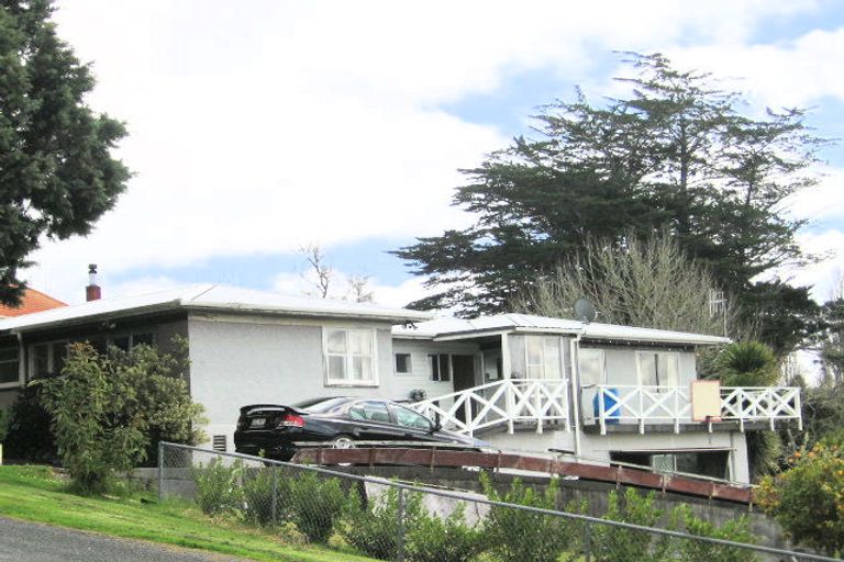 Photo of property in 5 View Street, Maungaturoto, 0520