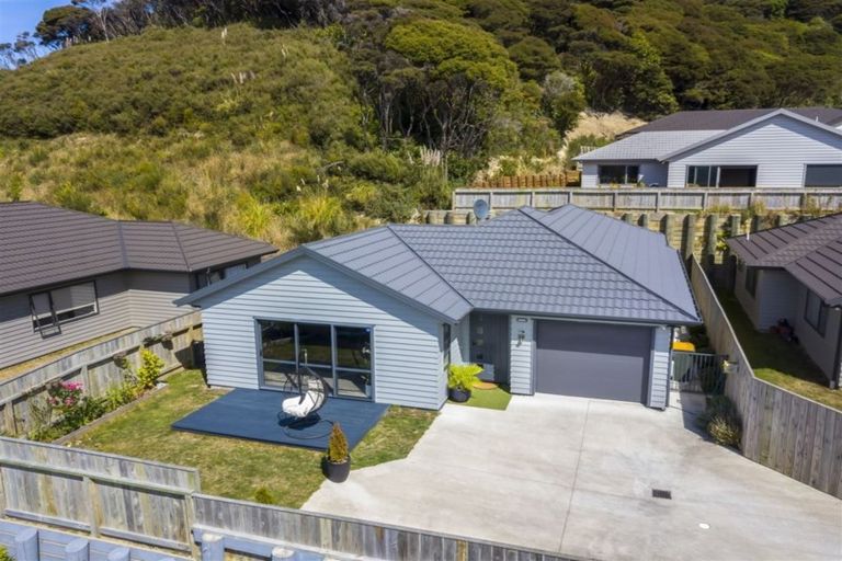Photo of property in 17a Moonsail Drive, Whitby, Porirua, 5024