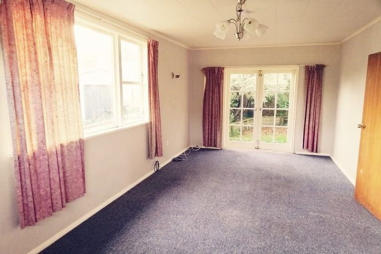 Photo of property in 40 Parenga Street, Wainuiomata, Lower Hutt, 5014