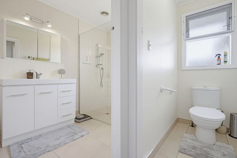 Photo of property in 17 Byron Street, Leamington, Cambridge, 3432