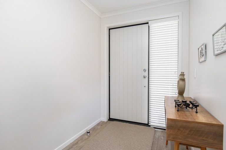 Photo of property in 18 Costello Drive, Ngatea, 3503