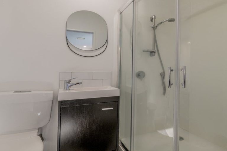 Photo of property in 17 Ruru Street, Waikanae, 5036