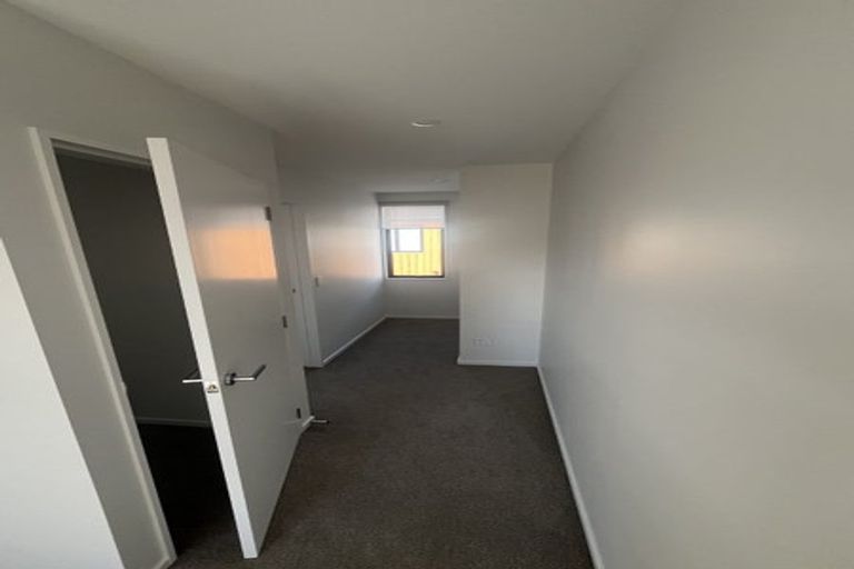 Photo of property in 5/130 Holly Road, St Albans, Christchurch, 8014