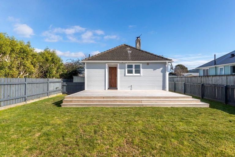 Photo of property in 19 Liverpool Street, Trentham, Upper Hutt, 5018