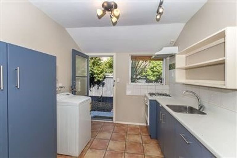 Photo of property in 4/30b Nortons Road, Avonhead, Christchurch, 8042