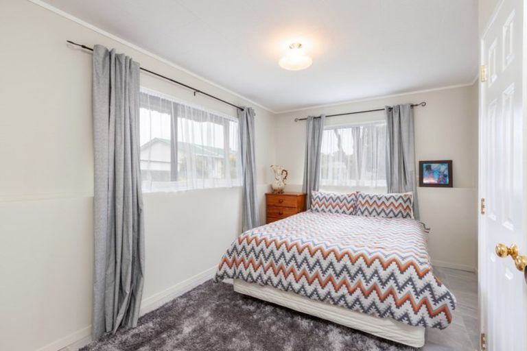 Photo of property in 17 Gerontius Lane, Snells Beach, 0920