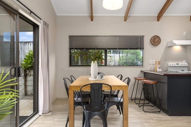 Photo of property in 15a Pyes Pa Road, Pyes Pa, Tauranga, 3112