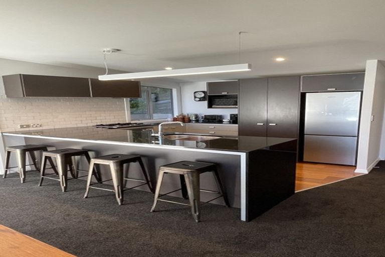 Photo of property in 6c Miller Place, Sunshine Bay, Queenstown, 9300