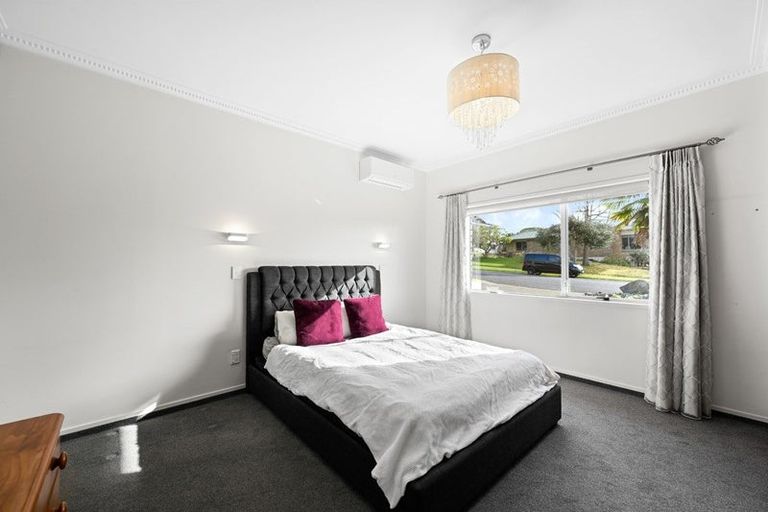 Photo of property in 28 Delamare Road, St Andrews, Hamilton, 3200