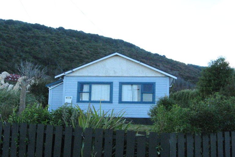 Photo of property in 22 Manuka Street, Ravensbourne, Dunedin, 9022