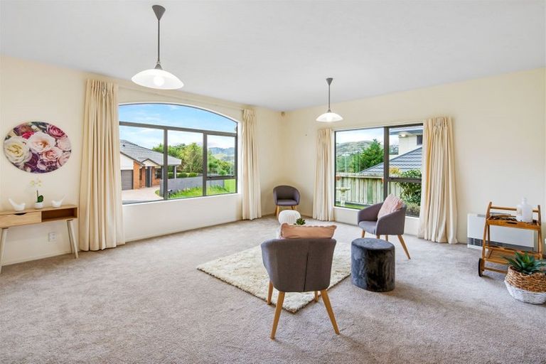 Photo of property in 13 Ring Lane, Paparangi, Wellington, 6037