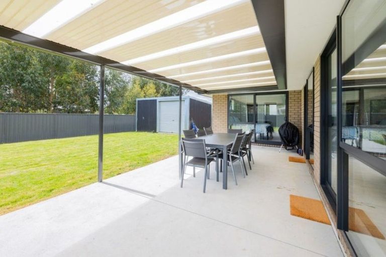 Photo of property in 2 Bibby Street, Waipawa, 4210