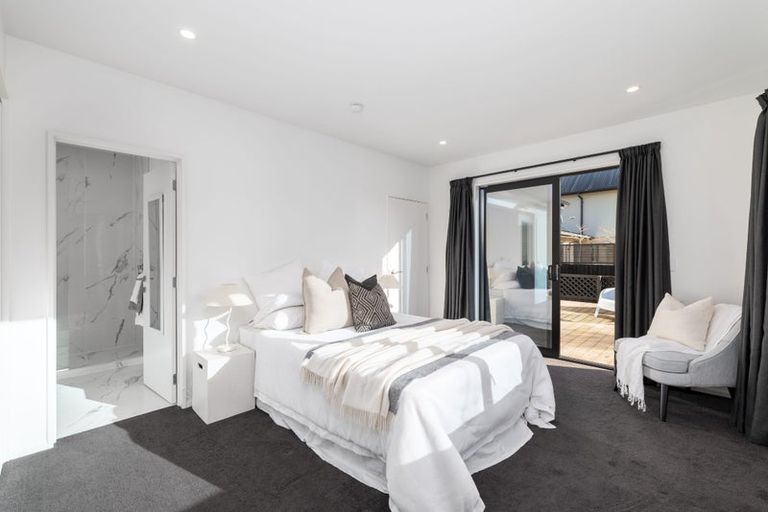 Photo of property in 257a Edgeware Road, Edgeware, Christchurch, 8013