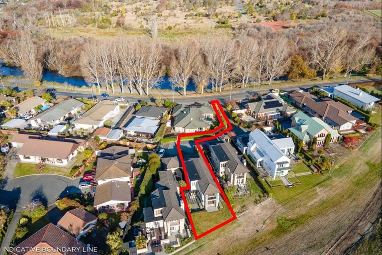 Photo of property in 132 Lake Terrace Road, Burwood, Christchurch, 8061