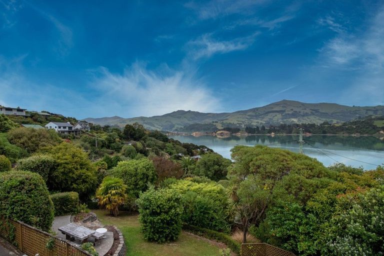 Photo of property in 15 Bayview Crescent, Duvauchelle, 7581