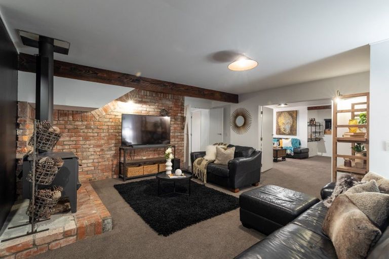 Photo of property in 11 Johnswood Grove, Clouston Park, Upper Hutt, 5018