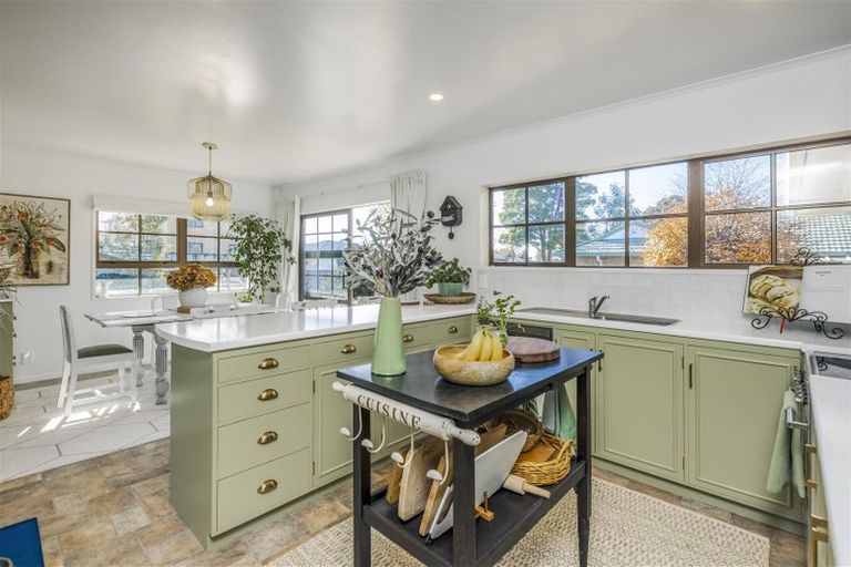 Photo of property in 174 Victoria Street West, Pukekohe, 2120