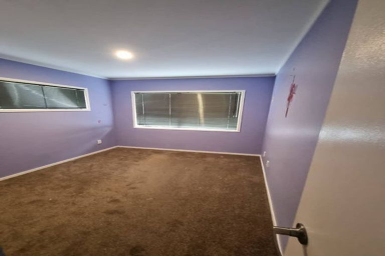 Photo of property in 116 Whangaparaoa Road, Red Beach, 0932