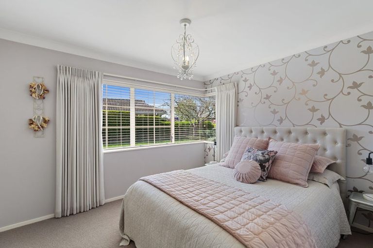 Photo of property in 33 Harrowfield Drive, Harrowfield, Hamilton, 3210