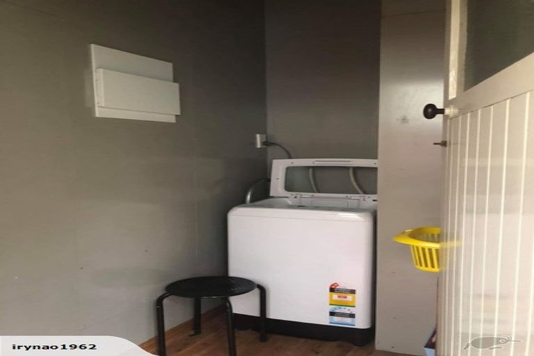 Photo of property in 43 Glen Road, Mornington, Dunedin, 9011