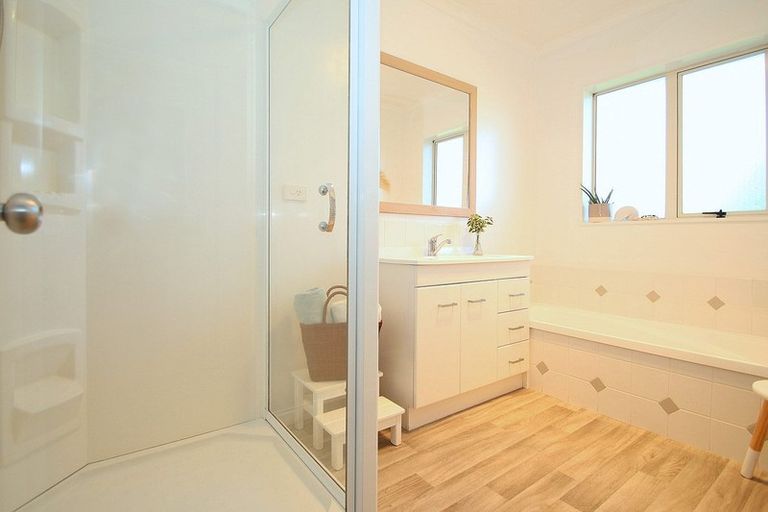 Photo of property in 133 Collinson Street, Pirongia, 3802