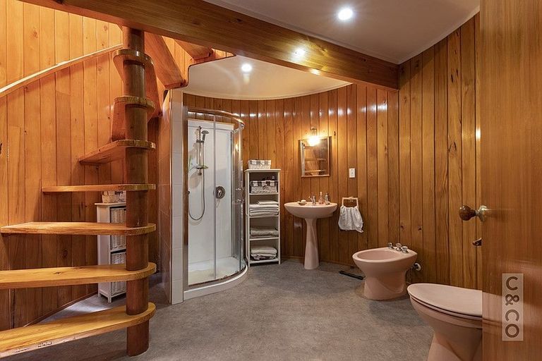 Photo of property in 492 West Coast Road, Glen Eden, Auckland, 0602