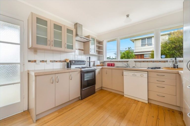 Photo of property in 9 Orelio Street, Hillcrest, Hamilton, 3216