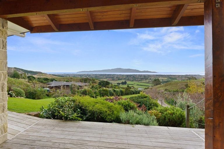 Photo of property in 123 Aston Road, Waikanae, 5391