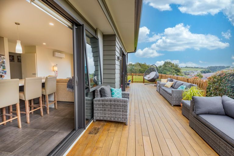 Photo of property in 51 Anselmi Ridge Road, Pukekohe, 2120