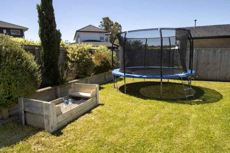 Photo of property in 40 Resolution Drive, Whitby, Porirua, 5024