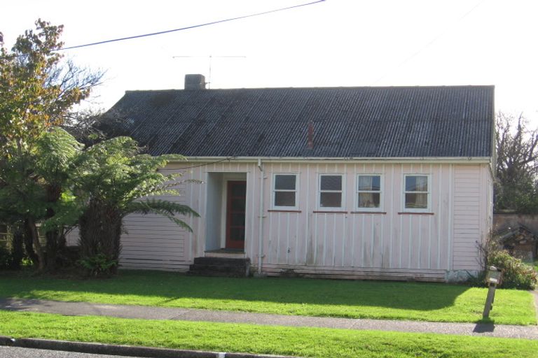 Photo of property in 9 Rumgay Street, Fairfield, Lower Hutt, 5011