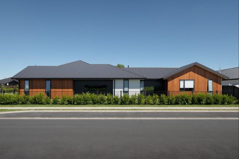 Photo of property in 17 Ruru Street, Cambridge, 3434