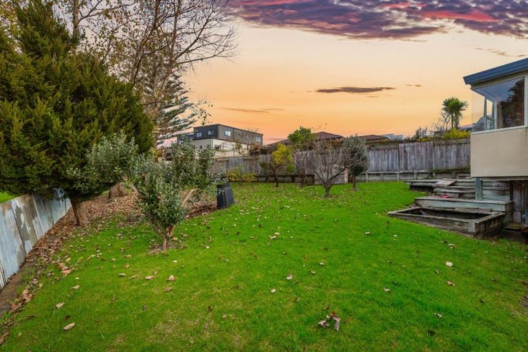 Photo of property in 69 Mcleod Road, Te Atatu South, Auckland, 0610