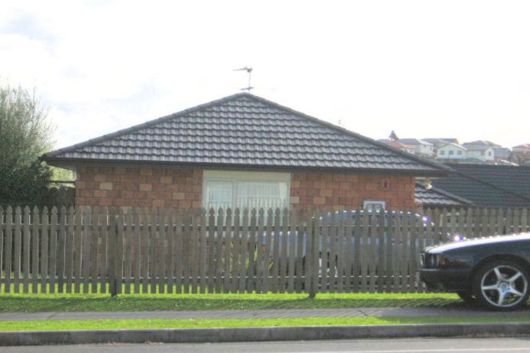 Photo of property in 35 Everglade Drive, Goodwood Heights, Auckland, 2105