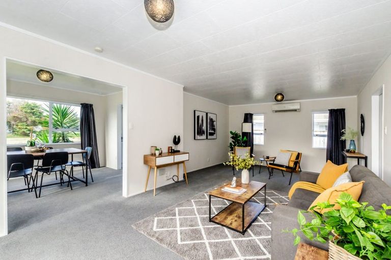 Photo of property in 30 The Avenue, Paraparaumu Beach, Paraparaumu, 5032