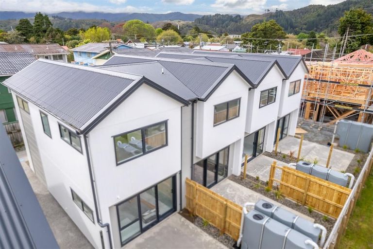 Photo of property in 4/104 Martin Street, Wallaceville, Upper Hutt, 5018