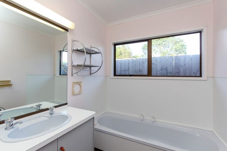 Photo of property in 7a Lyn Street, Lynmouth, New Plymouth, 4310