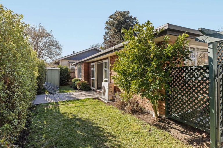 Photo of property in 2/18 Barnes Road, Redwood, Christchurch, 8051