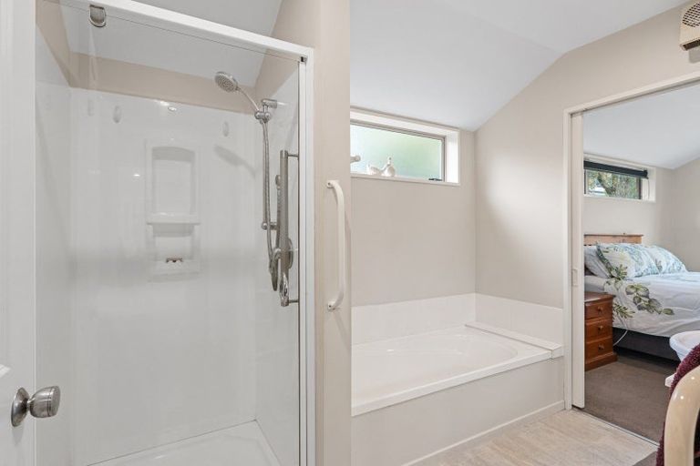 Photo of property in 1/31 Hillsborough Terrace, Hillsborough, Christchurch, 8022