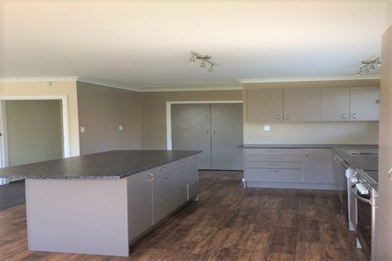 Photo of property in 11 George Street, Levin, 5510