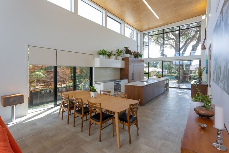 Photo of property in 70 Orkney Road, Mount Maunganui, 3116