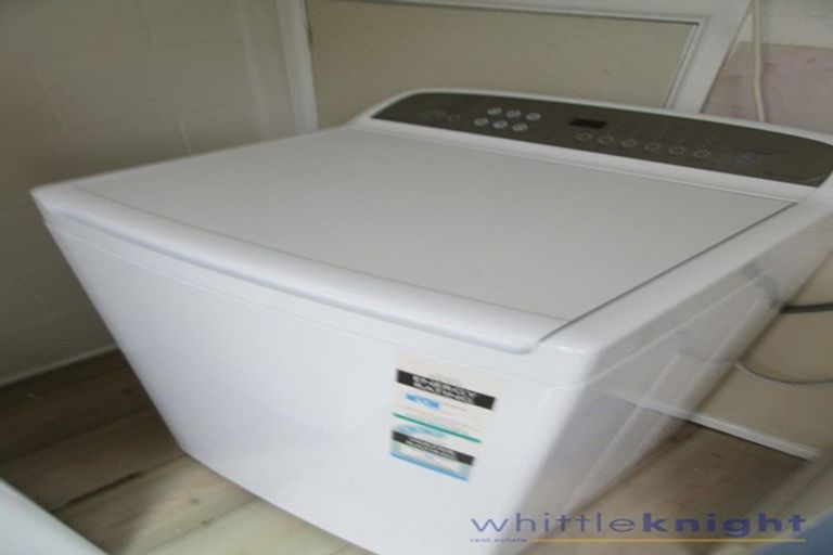 Photo of property in 2/49 Picton Avenue, Riccarton, Christchurch, 8011