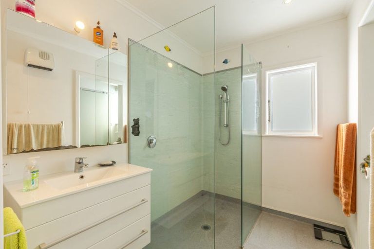 Photo of property in 11 Cassino Crescent, Onekawa, Napier, 4110