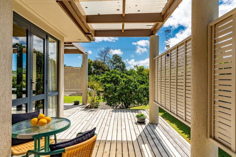 Photo of property in 6 Regent Street, Whakapirau, Maungaturoto, 0583