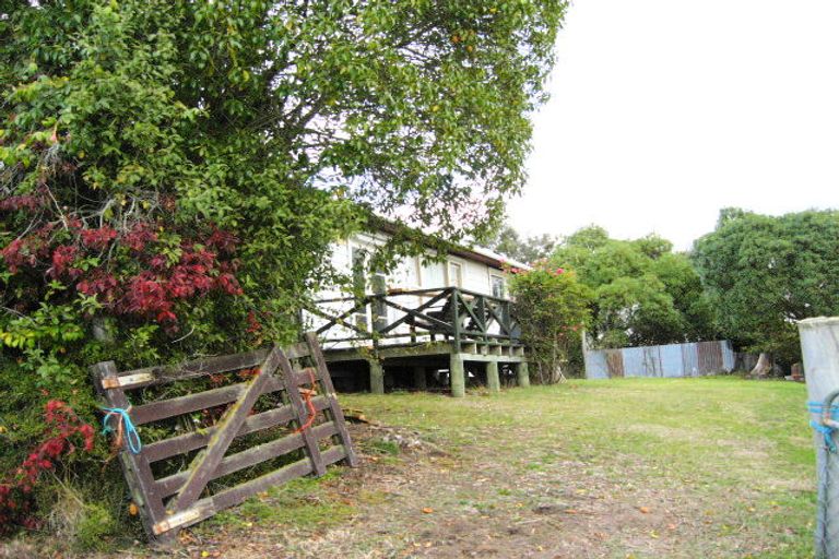 Photo of property in 6 Bride Street, Moeraki, 9482